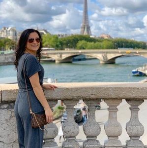 Meet your Posher, Laura